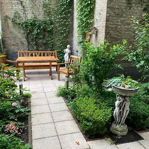https://hotel-gunia.find-berlin-hotels.com